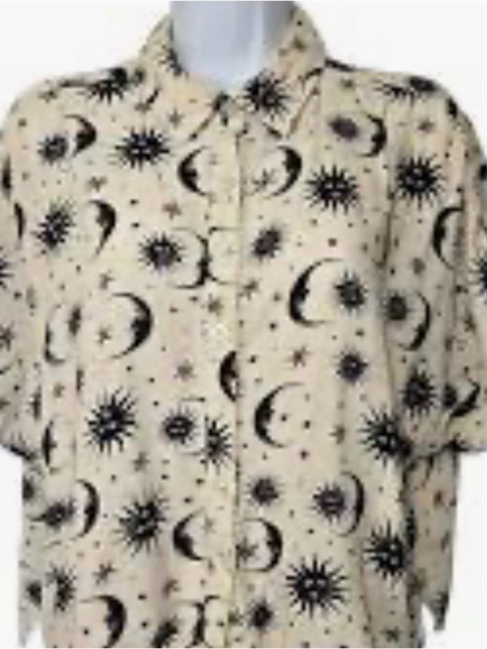 Hot Topic Cream Button-Up Shirt with Black Moon & Star Print